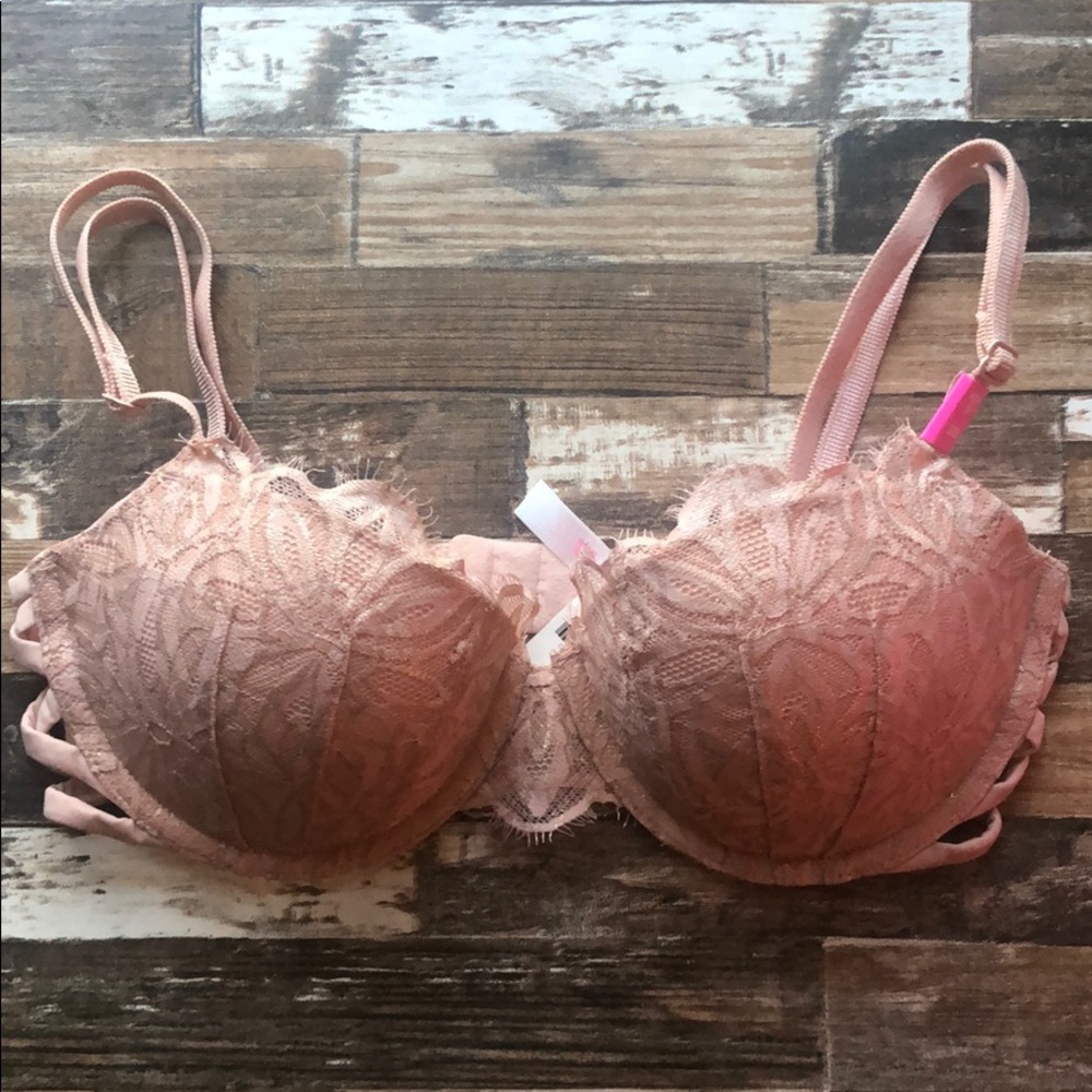 Victoria’s Secret PINK Date push up bra 32D